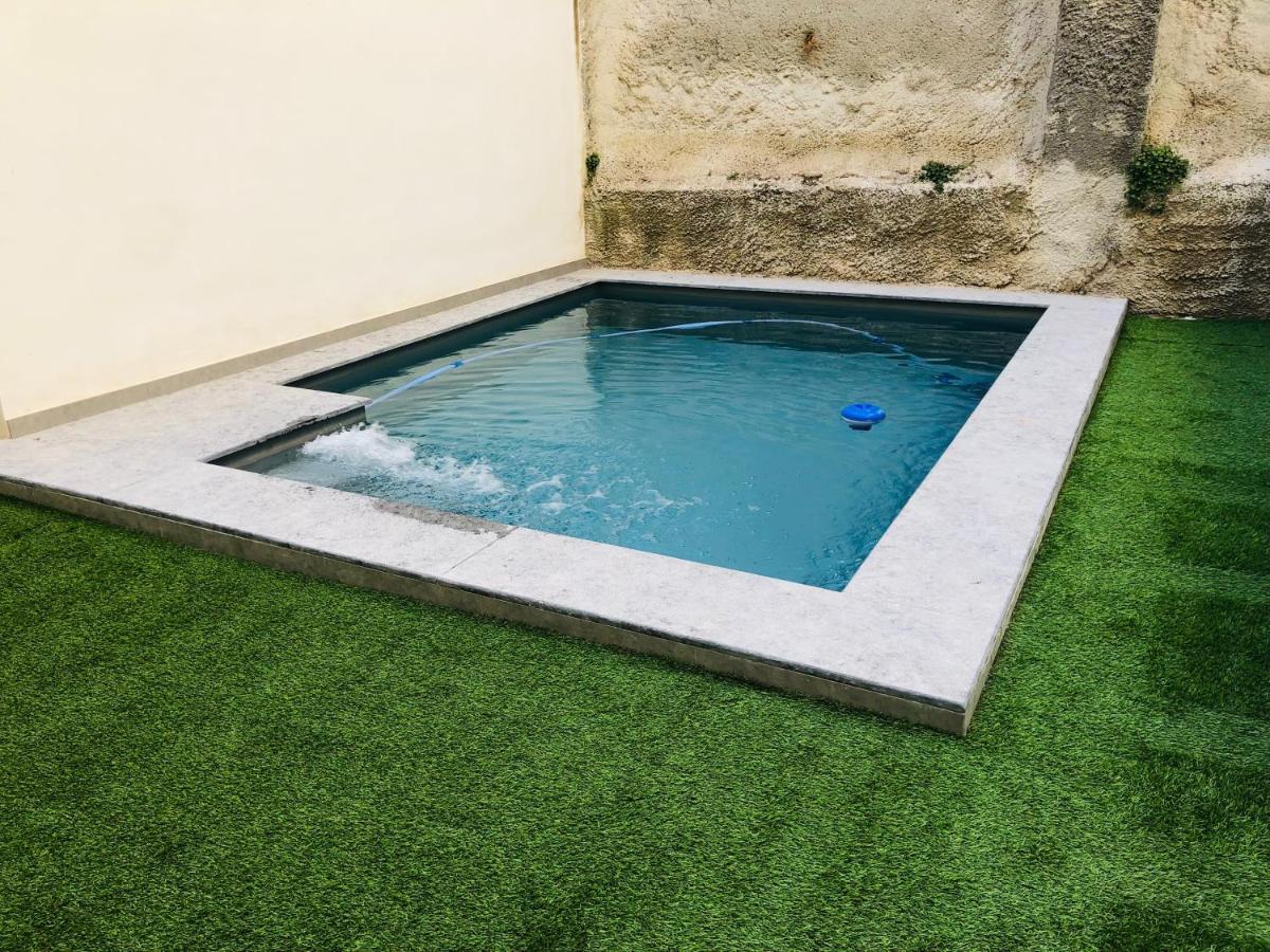 Apartamentos Bocairenthomes, En Pleno Centro De Bocairent, Con Pequena Piscina Y Parking Privado ภายนอก รูปภาพ