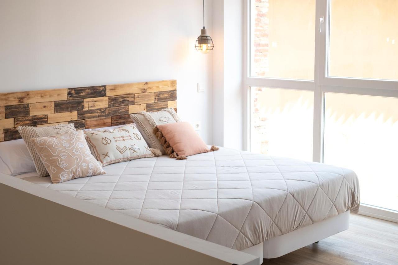 Apartamentos Bocairenthomes, En Pleno Centro De Bocairent, Con Pequena Piscina Y Parking Privado ภายนอก รูปภาพ