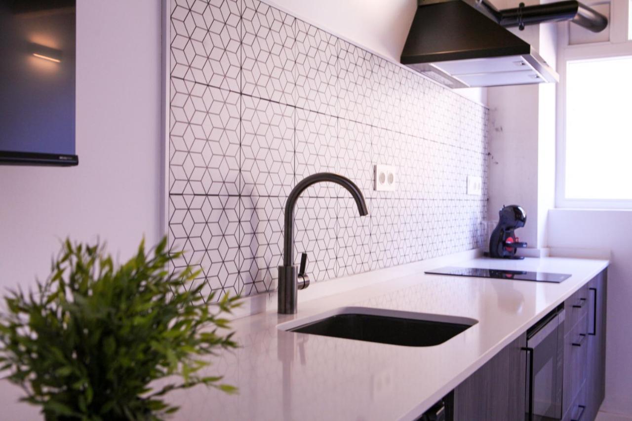 Apartamentos Bocairenthomes, En Pleno Centro De Bocairent, Con Pequena Piscina Y Parking Privado ภายนอก รูปภาพ