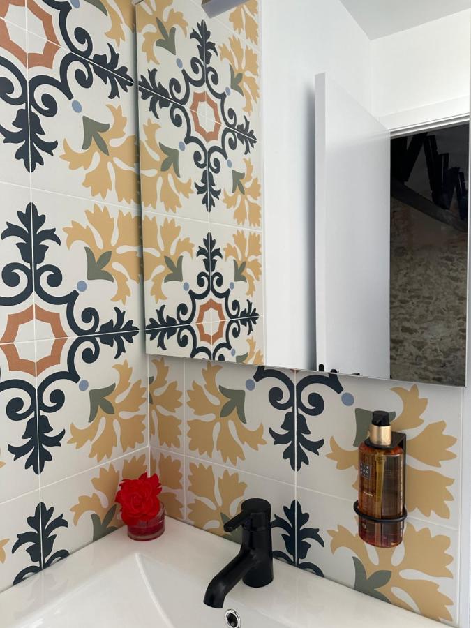 Apartamentos Bocairenthomes, En Pleno Centro De Bocairent, Con Pequena Piscina Y Parking Privado ภายนอก รูปภาพ