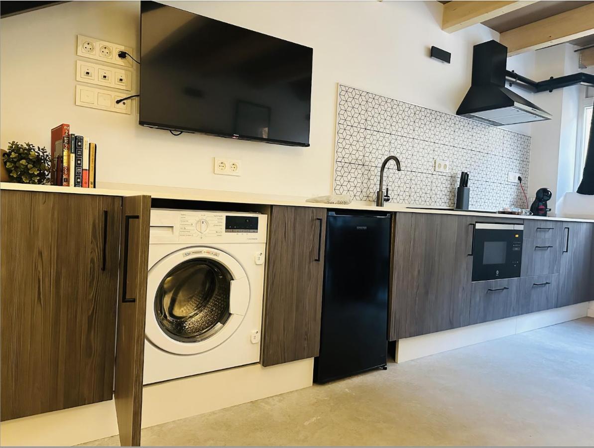 Apartamentos Bocairenthomes, En Pleno Centro De Bocairent, Con Pequena Piscina Y Parking Privado ภายนอก รูปภาพ